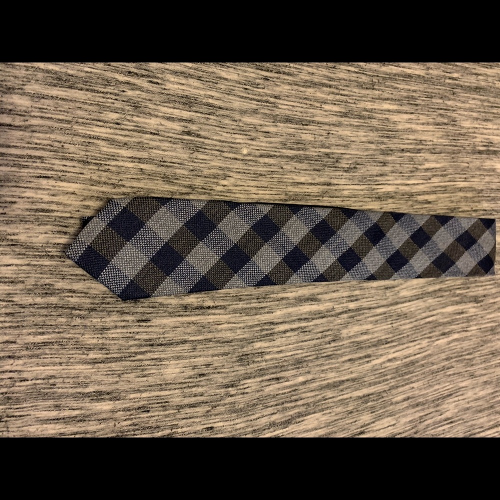 Tommy Hilfiger Silk Tie 58”